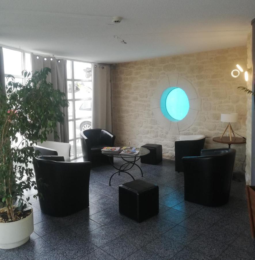 Hotel La Clé Saint-André-de-Sangonis Esterno foto