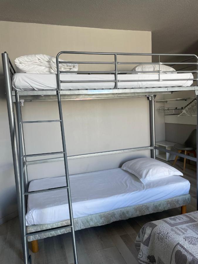 Hotel La Clé Saint-André-de-Sangonis Esterno foto